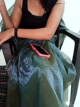 Cutie_babes01's cam snapshot