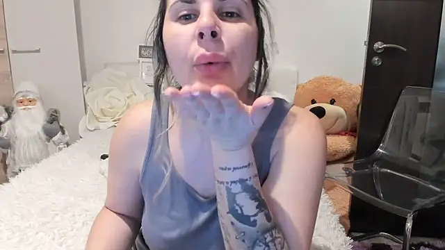 sweetemy4u's cam snapshot