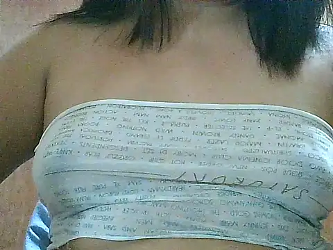 fresh_rosie's cam snapshot