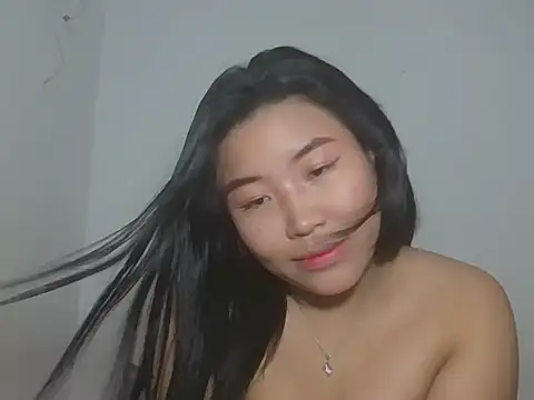 Zyeiii's cam snapshot