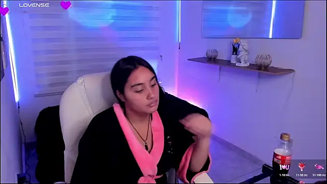 Caroline_rodriguez9's cam snapshot