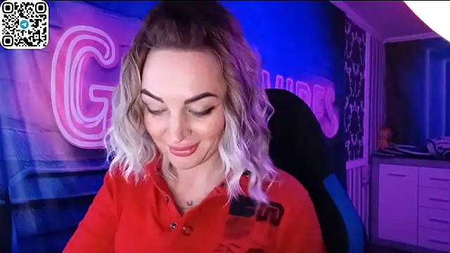 Vellora_'s cam snapshot