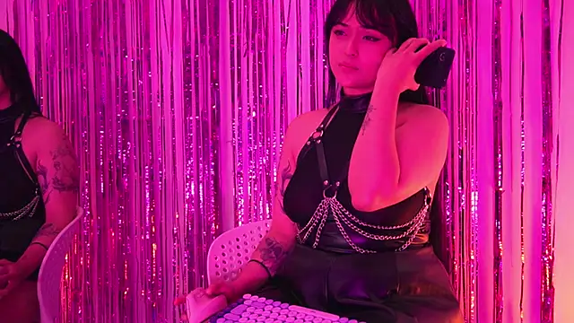 Gloomydoll's cam snapshot