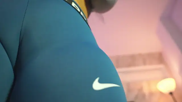 mia_colin1_ live sex cam