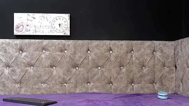 AmberEnna's cam snapshot