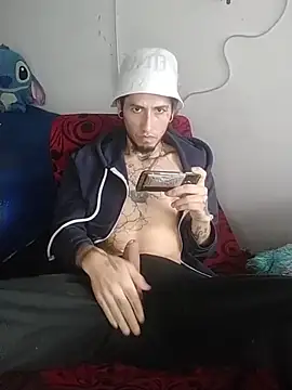 Tattoboy19cm's cam snapshot