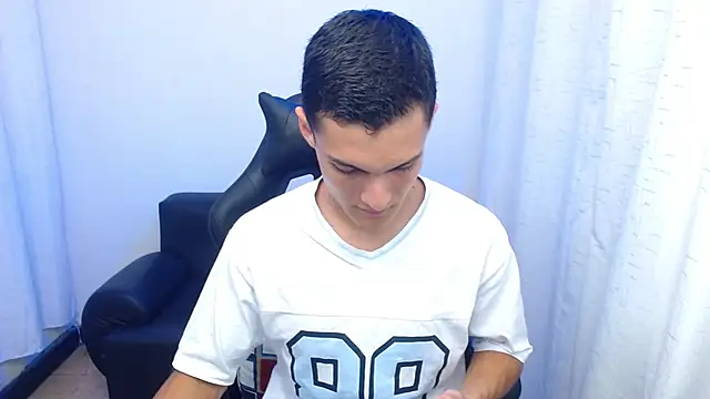 Matiius18's cam snapshot