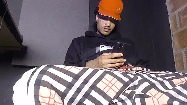 Anaconda_larga's cam snapshot