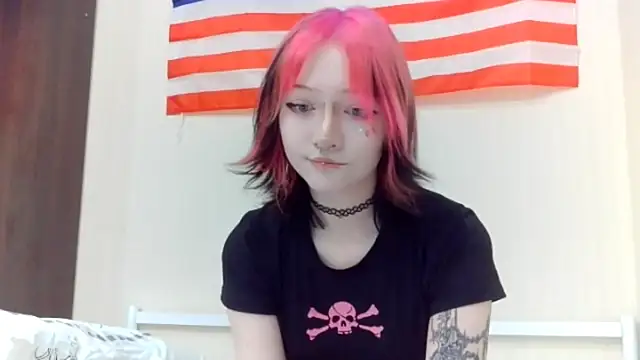 Shine_Luna's cam snapshot