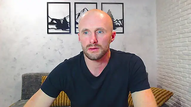 DoctorAlexx's cam snapshot