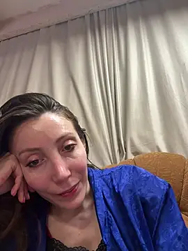 HellaryTourent's cam snapshot