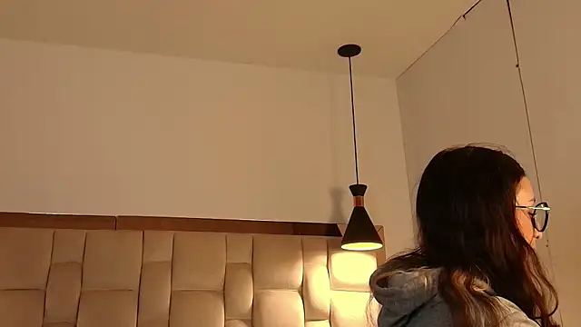 Emilia_Bons's cam snapshot