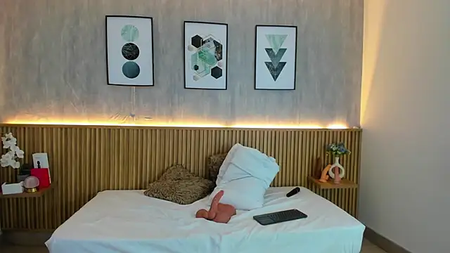 kenya_stone_1's cam snapshot