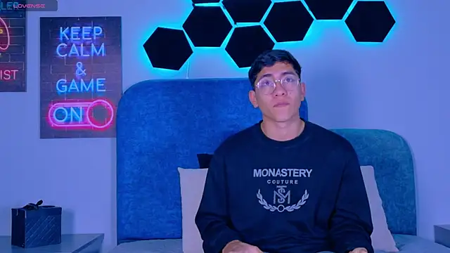 AxelBlaze_'s cam snapshot