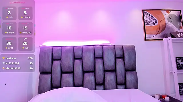 martina_mancini's cam snapshot