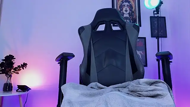 Eva-savage live sex cam