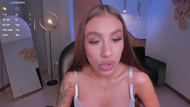 DannaCruz live sex cam