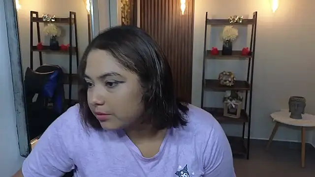 Kenya--Buhle live sex cam