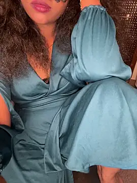 Bixby_Telugu's cam snapshot