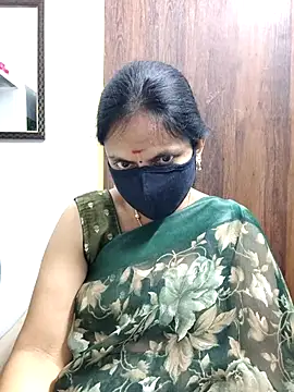 Queen-Neha's cam snapshot