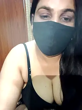 01Mona's cam snapshot