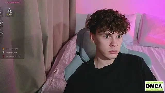 cute_thomas live sex cam