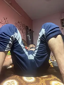 Saxymood1111's cam snapshot