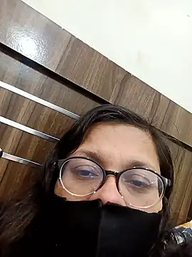 piryasharma005's cam snapshot