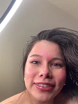 violettabond's cam snapshot