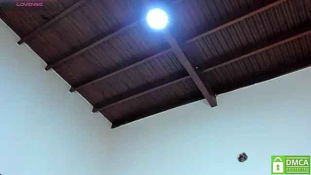 valtira_nova's cam snapshot