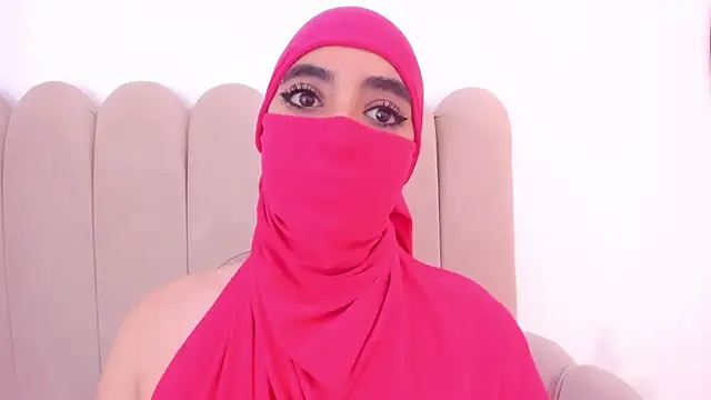 nayiraa_'s cam snapshot