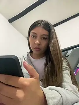 Sara-cooper2's cam snapshot