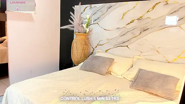 Isaabella_Russo1's cam snapshot