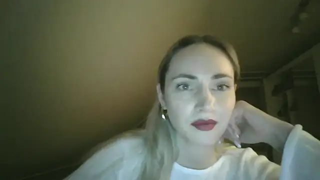 AmelieHot's cam snapshot