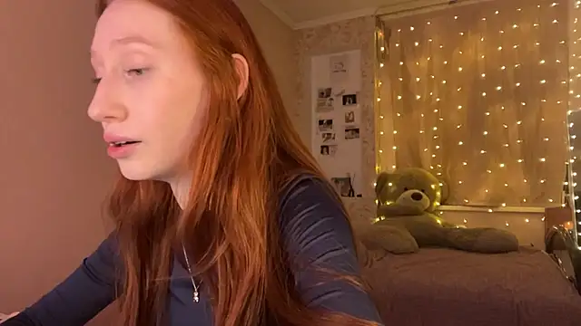 stella_foxi's cam snapshot