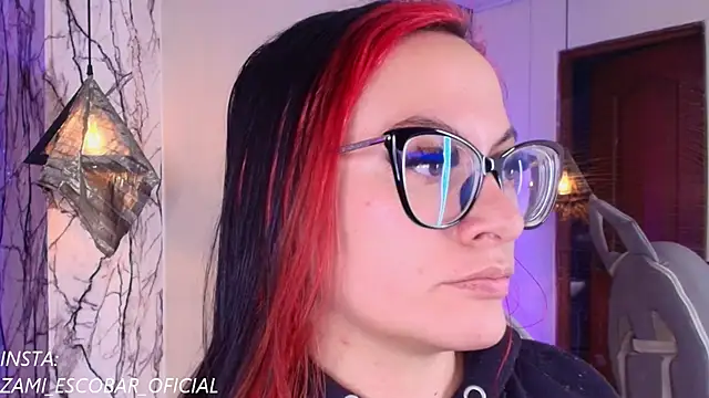Zami_Escobar_of's cam snapshot