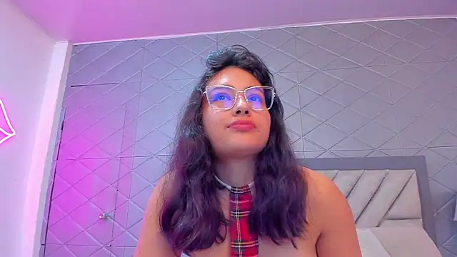 ViolettRouse's cam snapshot