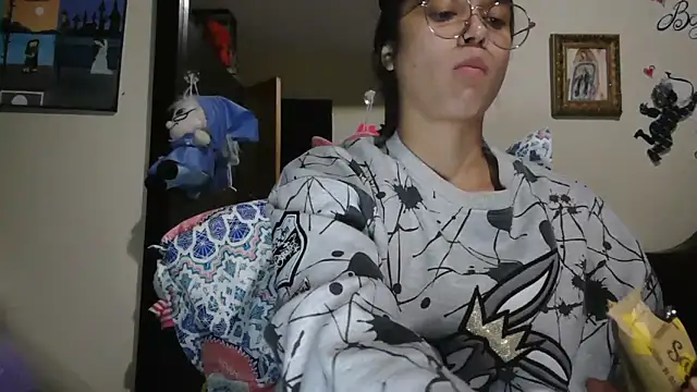 trianabell's cam snapshot