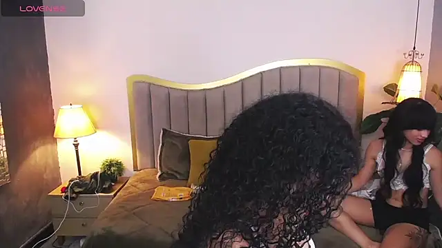 alyson_ethan's cam snapshot