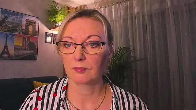 vanessa_chat's cam snapshot