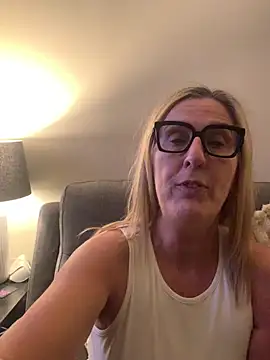 Mrsmoggy's cam snapshot