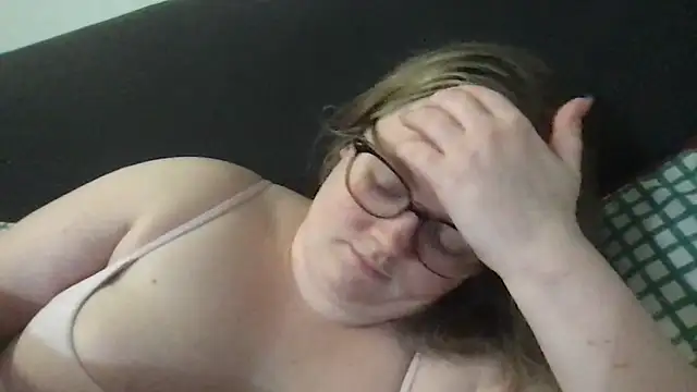 honeyyy24's cam snapshot