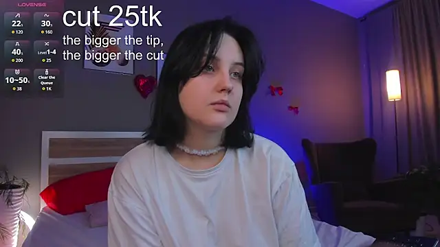 hey_tessa's cam snapshot