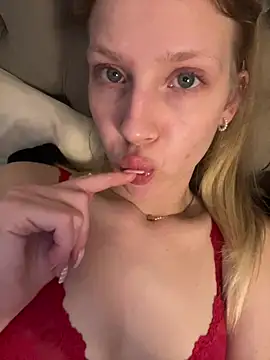 RosieLovexoxx's cam snapshot