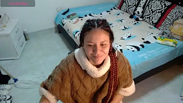 soniafuckboobs's cam snapshot