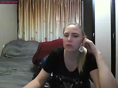 JenniDeep's cam snapshot