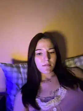 OliaLav's cam snapshot