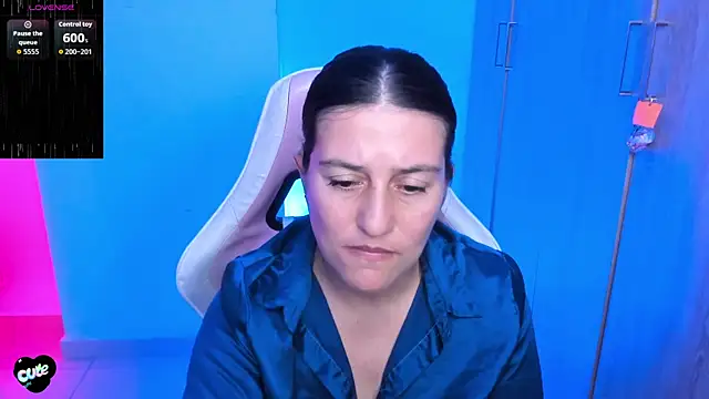 Saskyaa live sex cam