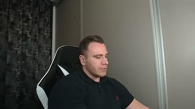 Thori92 live sex cam