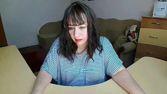 Lucretia_Goldi_ live sex cam